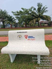 kerusi batu terazzo taman permainan 