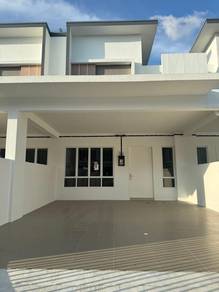 Rumah Teres 2 Tingkat Untuk Dijual (Bayu Sutera Lyra 2, Sendayan)