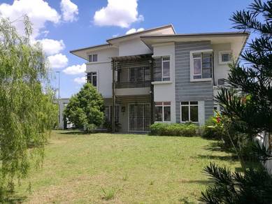 [Very Big Land]  2 Storey House CORNER LOT TTDI Grove Kajang Selangor