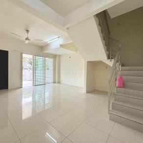 Tasek Mutiara Double Storey House AVAILABLE RENT Near CMART Pearl City