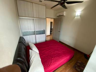 Medium Room in Seri Puteri Condominium Near LRT Cheras