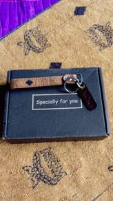 keychain MCM
