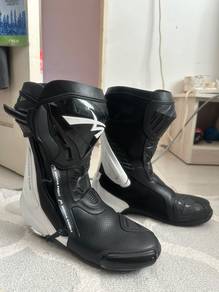 racing boots