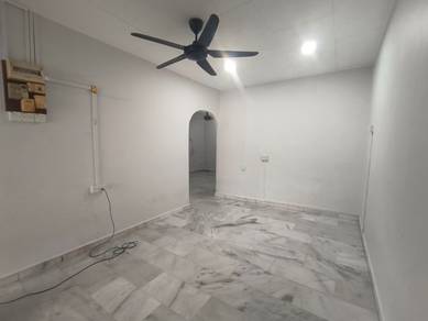 Unfurnished Krubong Single Terrasa house for