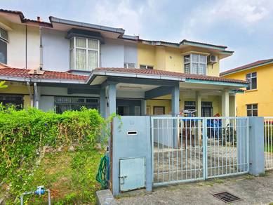 MURAH Double Storey Terrace Taman Dahlia Salak Tinggi Sepang