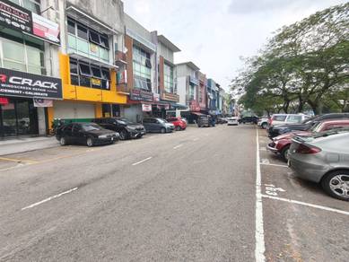 Dato Onn 3 Storey Shoplot Endlot Setia Tropika Impian Emas