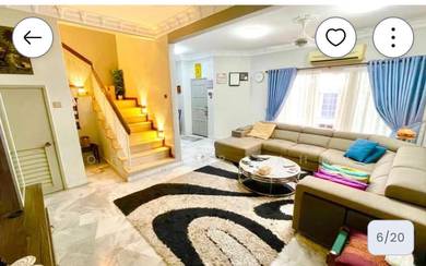 Bandar Kinrara Double storey Land area 22 x 70 , Freehold , BK 4
