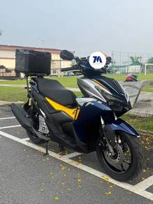 Yamaha Nvx 155 V3 Blue Yellow Low Mileage motorcyc