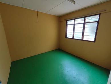 Taman Kinrara Section 2 Apartment