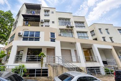 Suria Apartment (Damansara Damai)