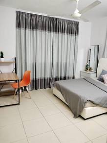 Female Only! Master Room Puncak Damansara Condo 5 min walk Lrt3