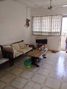 Flat Taman Ungku Tun Aminah