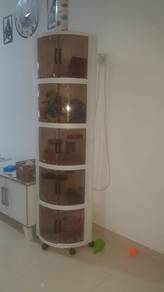 like new (2 kabinet plastik tinggi) moden