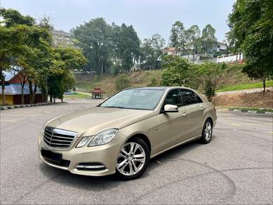 2011 MERCEDES BENZ E300 3.0 (auto) 158,532km ORI