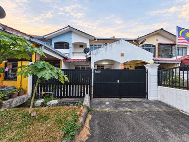 Taman Mawar Pasir Gudang 4 Bedrooms Non Bumi Good Condition
