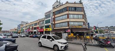 Damai Perdana 3sty Corner Shop For Rent