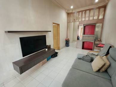 Puteri Wangsa, Jalan Lembing, Ulu Tiram, Renovated Single Storey