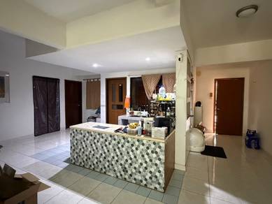 Luxury Cyber Height Villa in Lakefront in Cyberjaya, Selangor