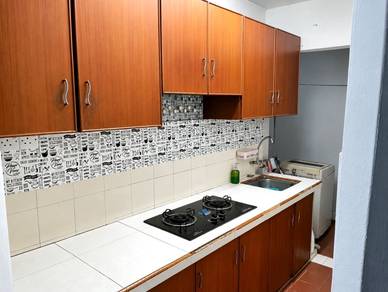L0W COST PANGSAPURI PERMAI DI SUNGAI BESI  Strata with KABINET