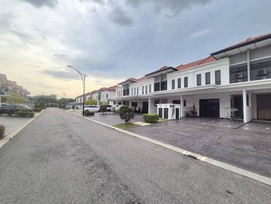 Reef Of Tropics Setia Eco Glades Cyberjaya Gated & Guarded area