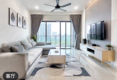 Pulai View Apartment @ Tampoi @ Fully Furnished @ CIQ @ 3+1 Bedrooms