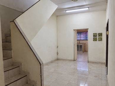 (100% Loan) 1.5 Storey Terrace House Taman Sri Melati Selayang