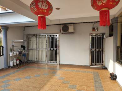 Klang Andalas Jaya House for sales (Well keep)