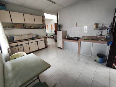 9½ mile, Lorong Emas Single Storey Terrace Corner House For Sale