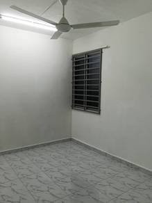 Apartment Pangsapuri Teratai for Rent @ Bandar Mahkota Cheras