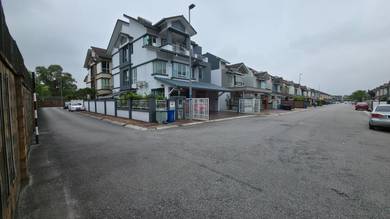 3 storey corner bungalow ,kemuning residence, shah alam
