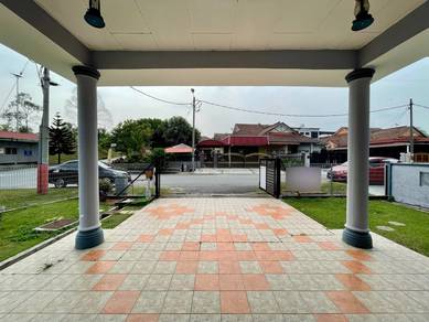 Semi D Corner Lot Taman Bukit Margosa | Freehold With Big Size