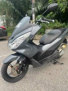 feature ad HONDA PCX 150 in GOOD CONDITION & WELL MAINTAIN
