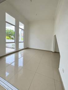 Taman Nuri Fasa 3 |Corner Lot Semi-D for Sales