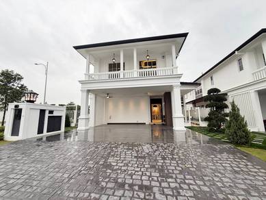 CORNER LOT 2 Storey English Colonial Bungalow Stoneridge Eco Majestic