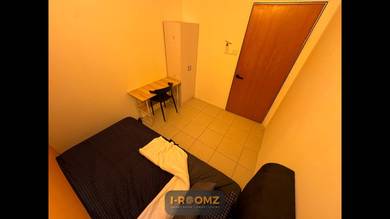 Netizen Junior Room With Window Kajang Low Deposit Mrt Promosi Move In