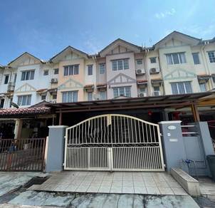 [[RENOVATED MURAH]] 2.5 Storey Terrace House, Rawang Perdana, Rawang