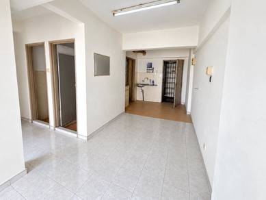 Puncak Desa Apartment Kepong