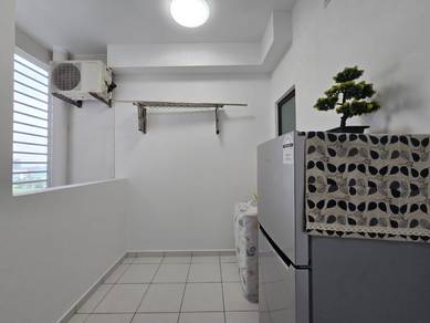 High Floor Corner Unit with 2 Car Parks