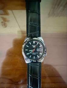 jackpot seiko 5 automatic black dial