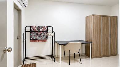 Residensi Suria Pantai-1