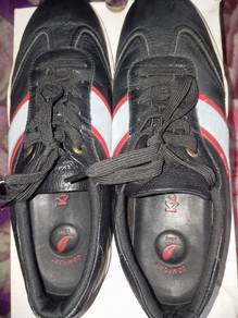 Kasut Kickers
