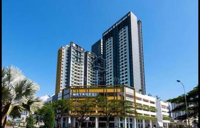 Penthouse Below market Value-695K-Location strategy