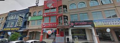 Cheap and Nice Ground Floor Shop @ Bandar Puteri Puchong For Rent