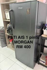 peti ais dan mesin basuh