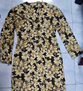 baju kurung floral 