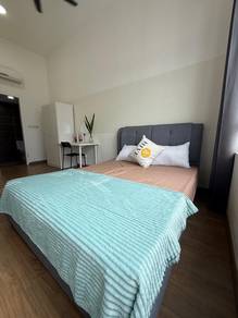 Fully Furnished Master Bedroom with Ensuite for Rent at The Greens