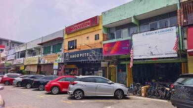 Kepong baru / Ground floor shop for rent