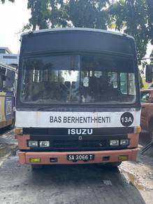 Isuzu Bas untuk dijual