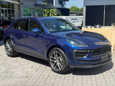 feature ad 2023 Porsche MACAN 2.0 / PDLS / SUNROOF / 18 WAY