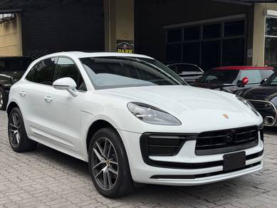 feature ad 2023 Porsche MACAN 2.0 / PDLS / SUNROOF / S/CHRONO